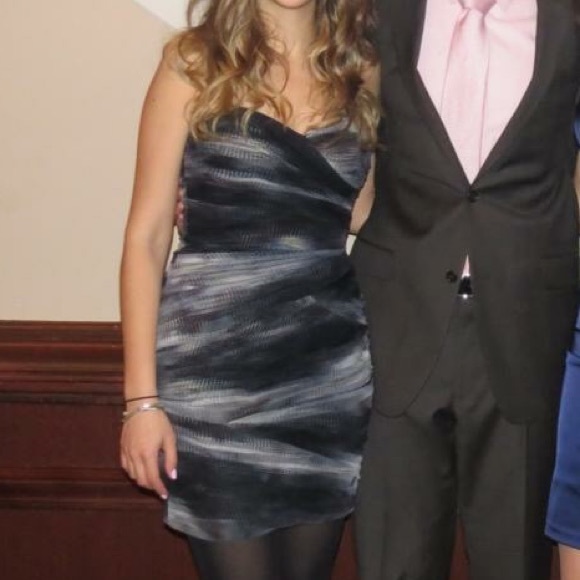 BCBGMaxAzria Dresses & Skirts - BCBG Maxazria "Winnie" mini dress